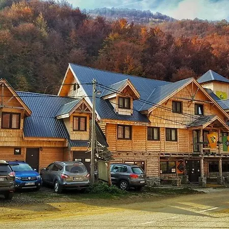 Old Mountain Apartment *